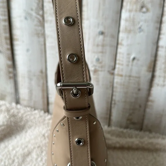 Coach Cargo Leather Shoulder Bag Purse Pebble New NWT - Picture 4 of 9